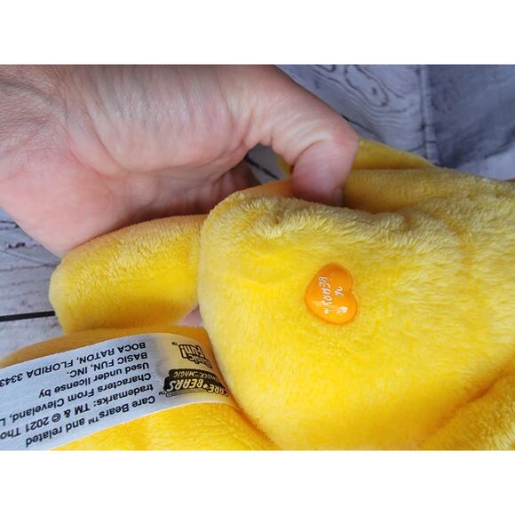 Care Bears Yellow Birthday Bear Stuffed Bean Plush Cupcake Party Hat 9inch - Picture 5 of 9